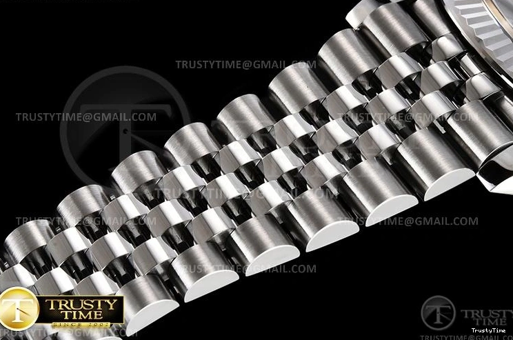 0227 Functional R2DJ0254C – DJ2 41mm 654